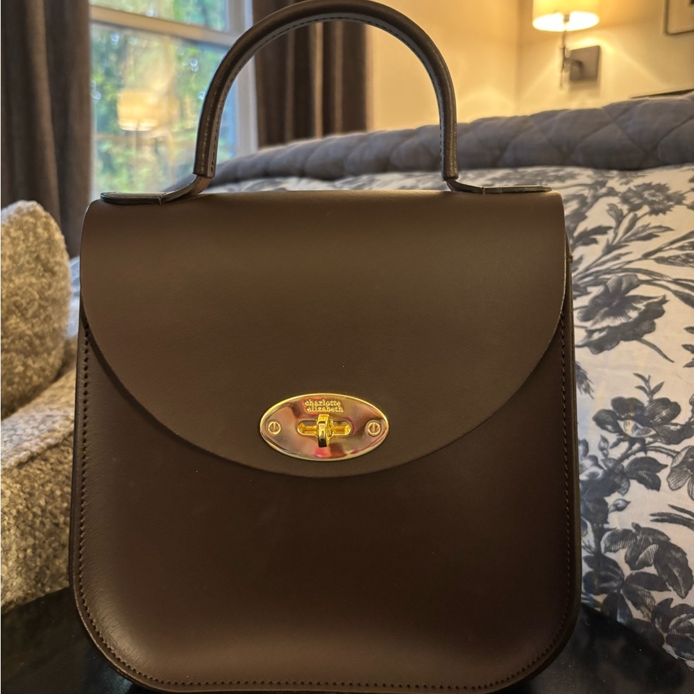 NEW Charlotte Elizabeth Chocolate Purse